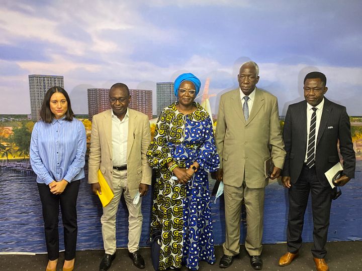 Une mission de la FIFA installe le Comité de normalisation de la FIF à Abidjan