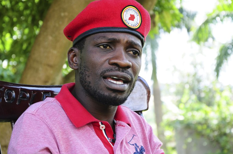 Ouganda : des soldats encerclent la maison de Bobi Wine