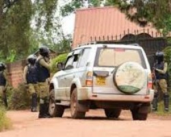 Ouganda : l’assignation à résidence de Bobi Wine levée