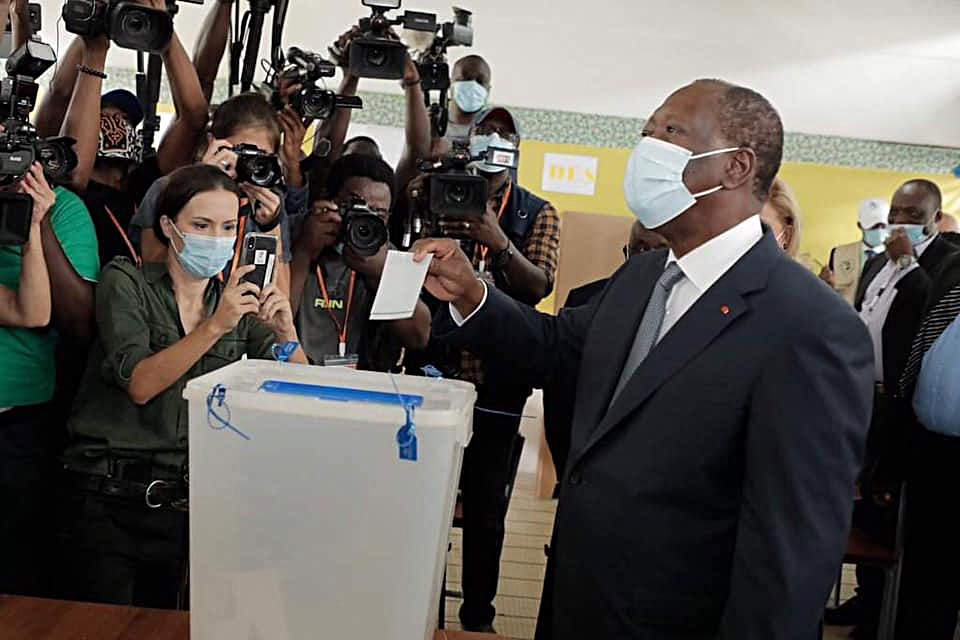 Côte d’Ivoire : Ouattara demande une union de prière pour Hamed Bakayoko