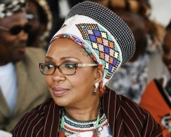 Ramaphosa rend hommage à la défunte reine Dlamini