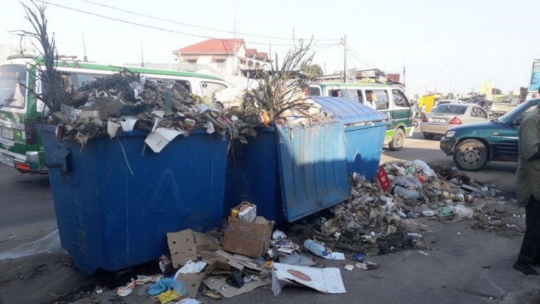 Les ordures envahissent la ville de Pointe-Noire.