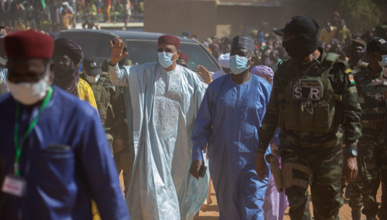 « Notre objectif est que notre frontière avec le Mali soit sécurisée » (Bazoum)