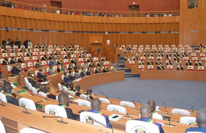 Le parlement a ses nouveaux locaux. journaldebrazza.com