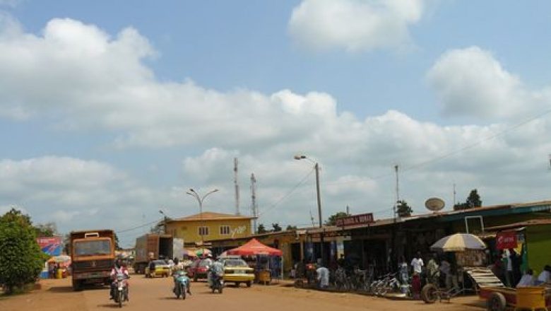 Le programme "Villes résilientes" a été officiellement lancé le 15 février à Nkayi. journaldebrazza.com