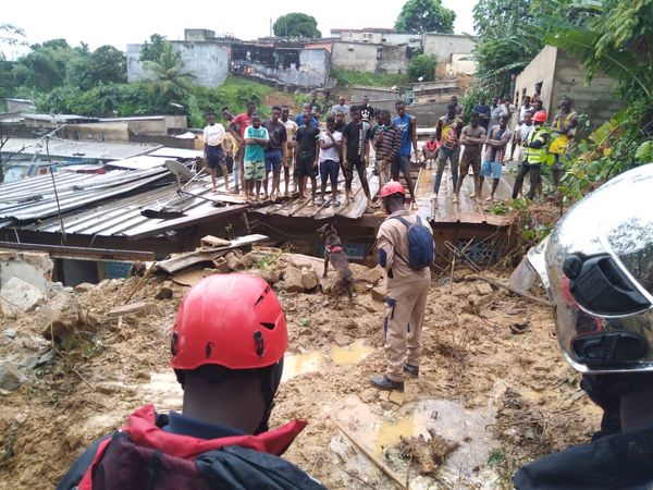 Six morts dans un éboulement à Abidjan (officiel)