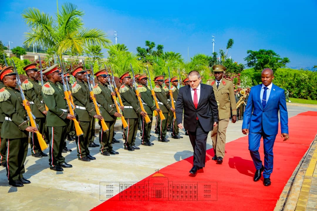 Le Burundi accrédite six nouveaux ambassadeurs