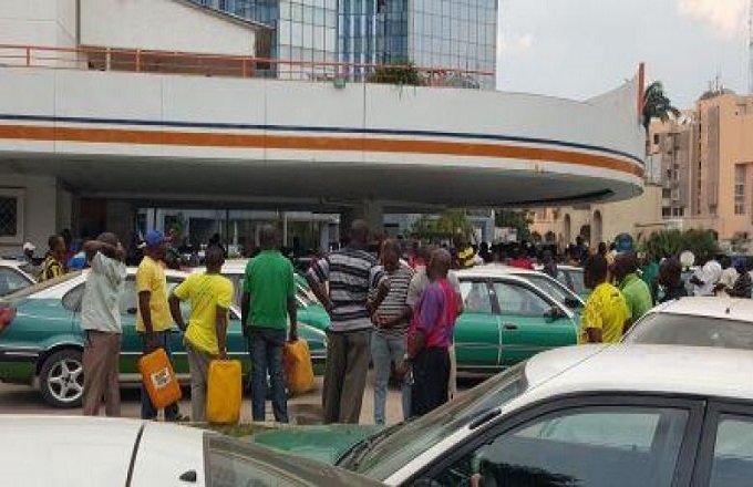 Congo : Bruno Itoua promet de résoudre la situation de la pénurie de carburant dans 15 jours