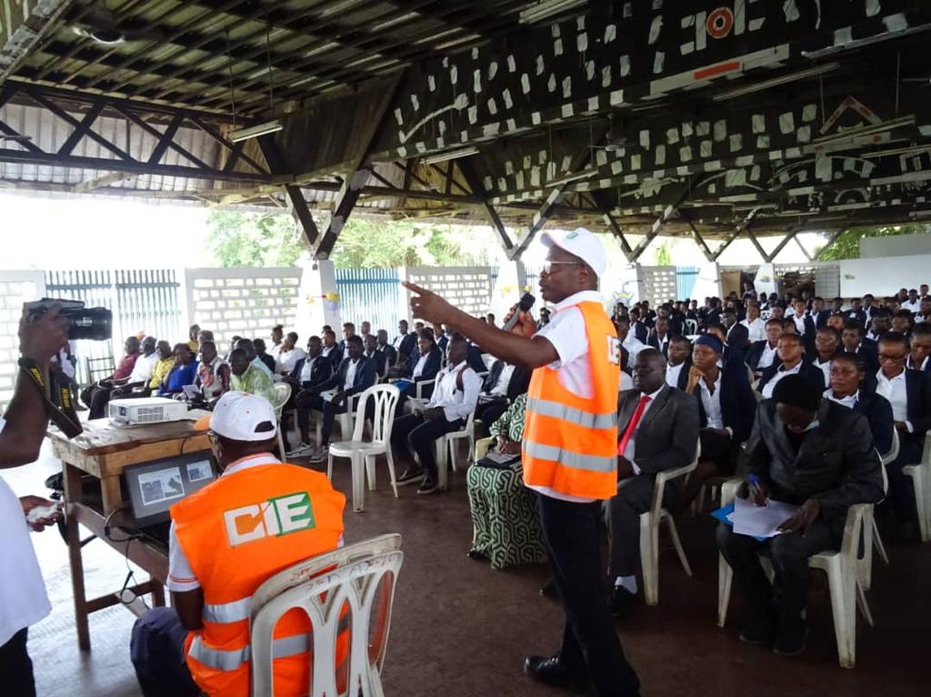 Côte d’Ivoire : les populations sensibilisées sur les risques électriques