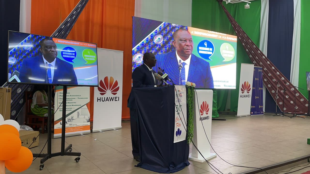 Côte d’Ivoire : Huawei offre du matériel à l’ISTC Polytechnique