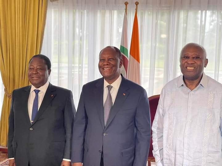 Décrispation : Ouattara assure rencontrer Gbagbo et Bédié « régulièrement »
