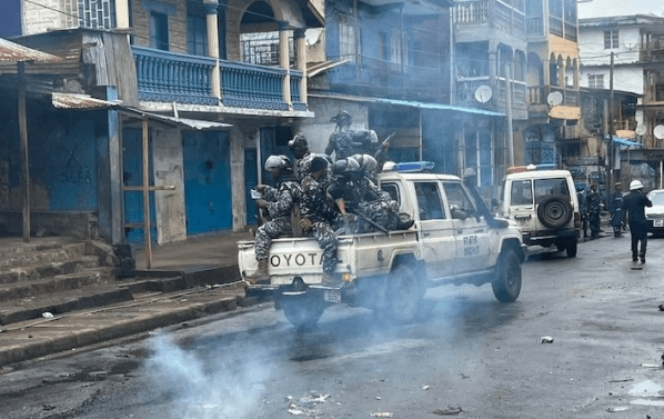 Sierra Leone : des émeutes contre la vie chère virent au drame