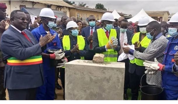 Congo : pose de la première pierre du lycée général de Siafoumou