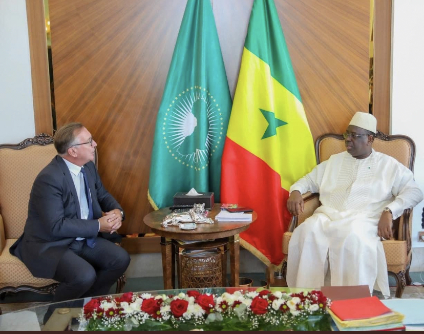 Luxe:  Macky Sall reçoit le groupe Channel
