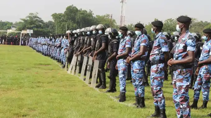 Au Mali, les autorités veulent militariser la police et la protection civile