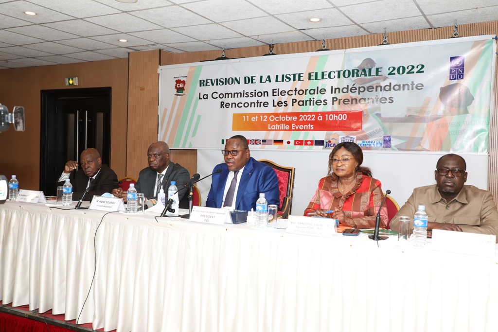 Côte d’Ivoire : la CEI vise « 500.000 à 1 million » de nouveaux électeurs