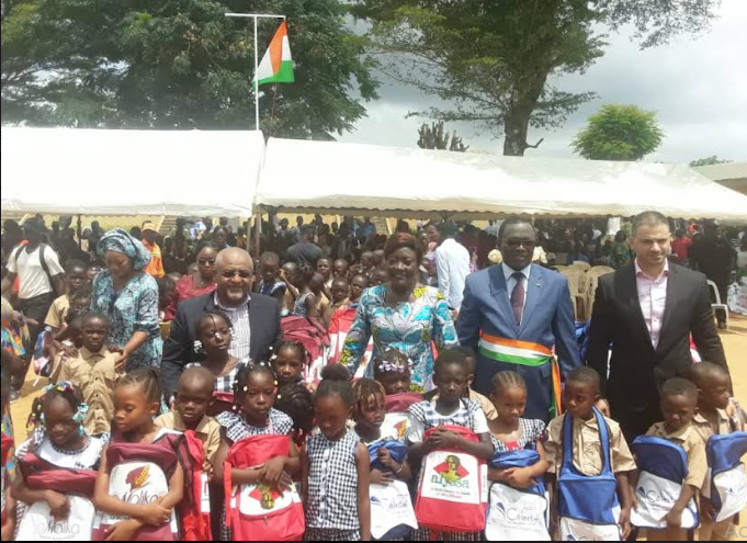 Côte d’Ivoire : des kits scolaires pour la communauté éducative