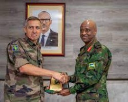Paris veut renforcer sa coopération militaire avec Kigali