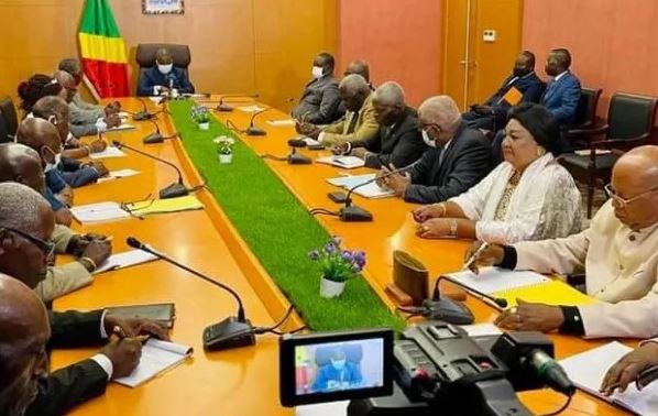 Congo-arriérés de pensions : les retraités de la CRF demandent l’intervention du Sénat