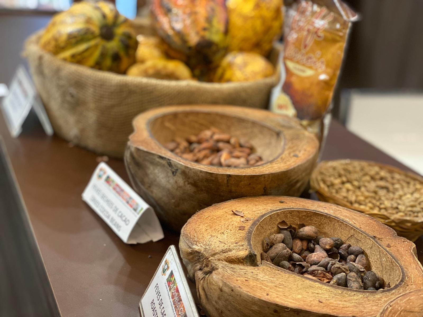 Abidjan et Accra fixent un délai à l’industrie du cacao