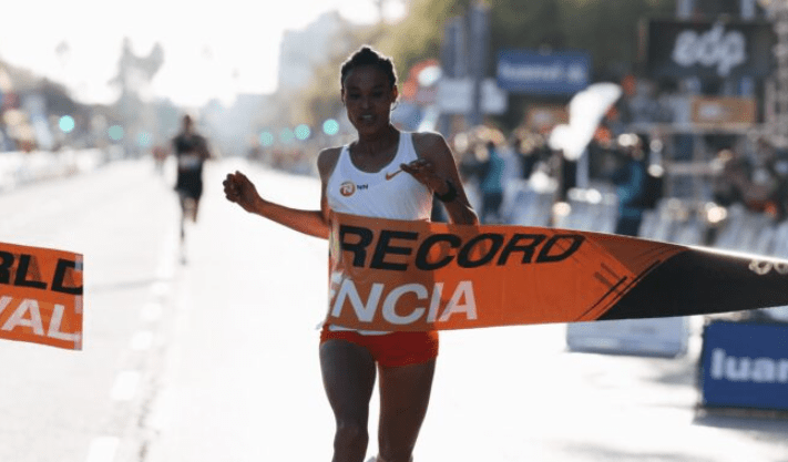 Marathon Valence : victoire et record pour Amane Beriso