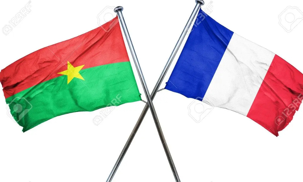 Burkina : Deux citoyens français expulsés pour « espionnage »