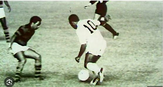 Pelé n&rsquo;est plus, le football perd son roi