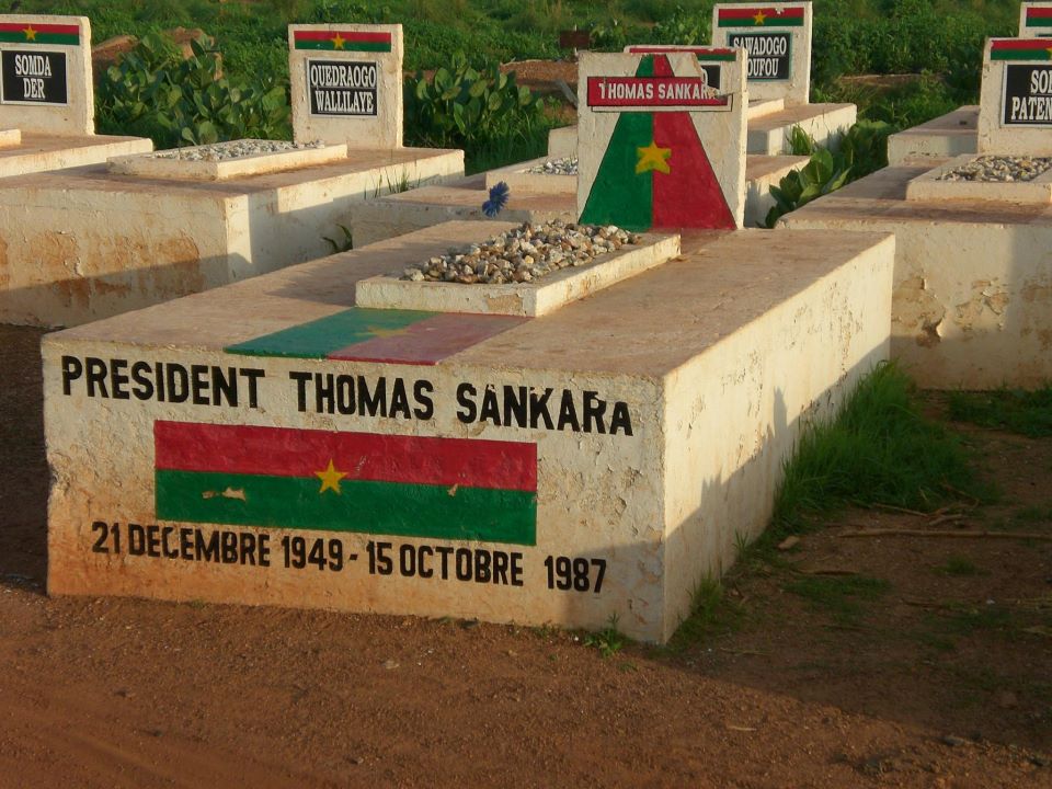 Burkina: Sanakara et Cie doivent reposer au Monument des martyrs (familles)