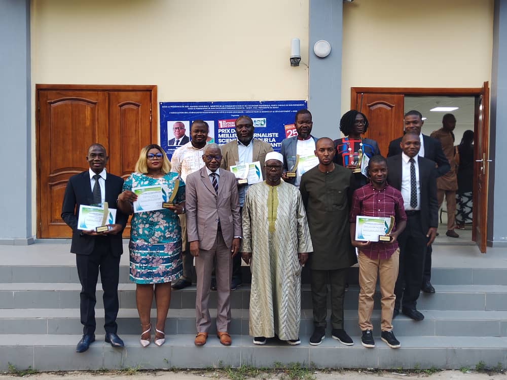 Côte d’Ivoire : les meilleurs journalistes scientifiques primés