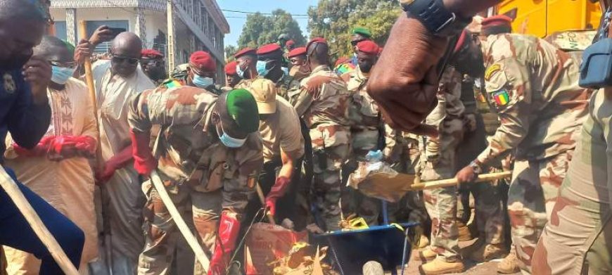 Guinée : le colonel Doumbouya à l’intérieur du pays pour la deuxième fois