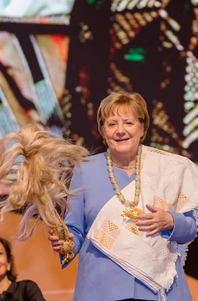 Angela Merkel baptisée du nom de la sœur aînée d’Houphouët-Boigny