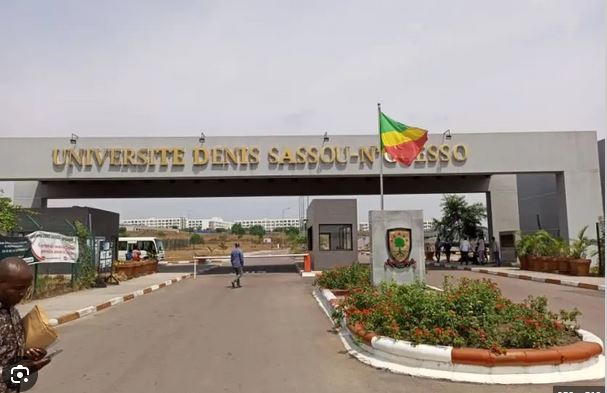 Université Denis-Sassou-N’Guesso : plus de 11 milliards F le budget arrêté de 2024