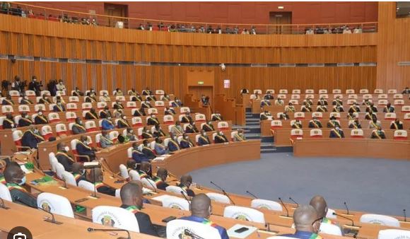 Congo : le Parlement approuve certaines modifications de la loi de finances 2024