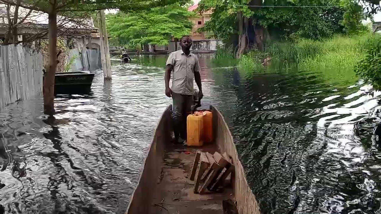 Congo-Mossaka : les victimes d’inondations reçoivent un kit humanitaire